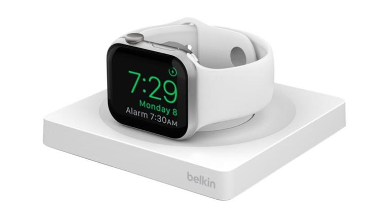 Belkin BOOST CHARGE PRO bezdrátová nabíječka pro Apple Watch bílá