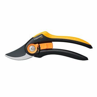 Fiskars SmartFit Plus (P541) Dvoučepelové zahradní nůžky