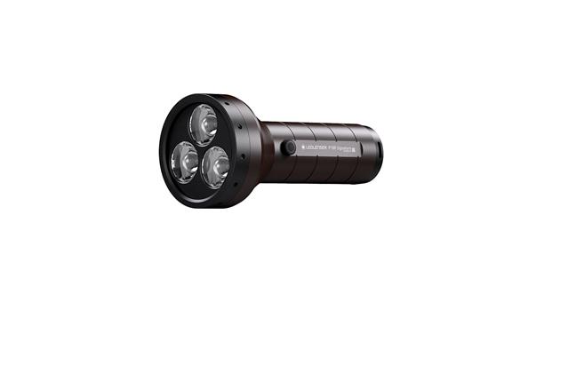 LEDLENSER P18R SIGNATURE ruční svítilna černá