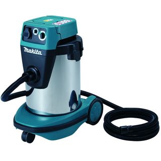 Levně Makita VC3210LX1